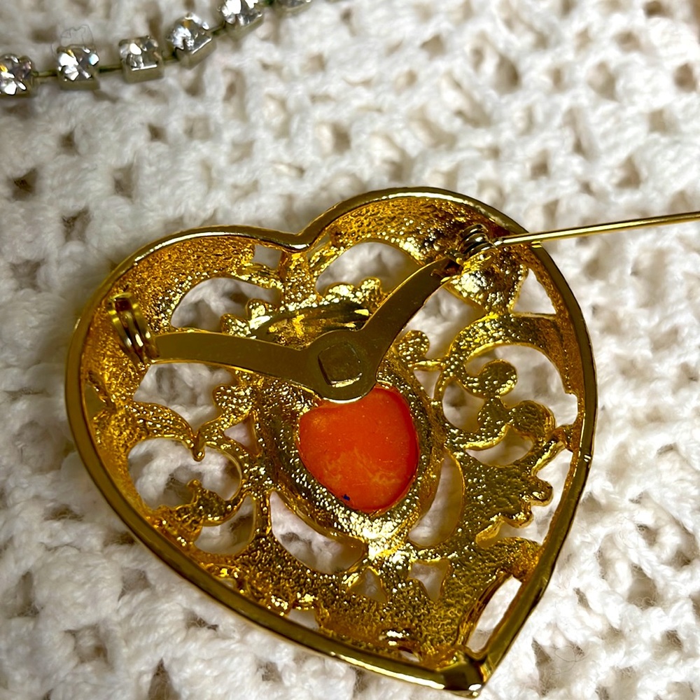 Cameo Brooch - Picture 6 of 9